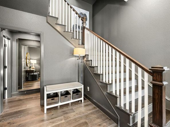 5495  Ashby Grove Street , Dallas Texas 75209