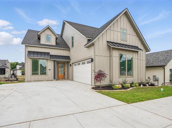 1022  Bow Street , Rockwall Texas 75087