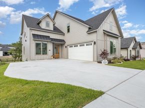 1022  Bow Street , Rockwall Texas 75087