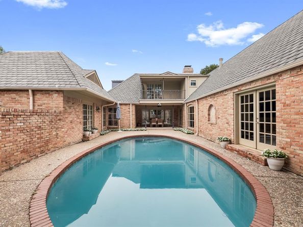 6710  Meadowcreek Drive , Dallas Texas 75254