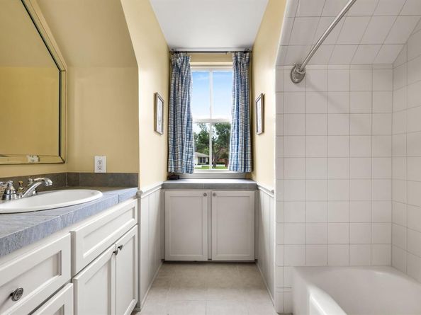 6710  Meadowcreek Drive , Dallas Texas 75254
