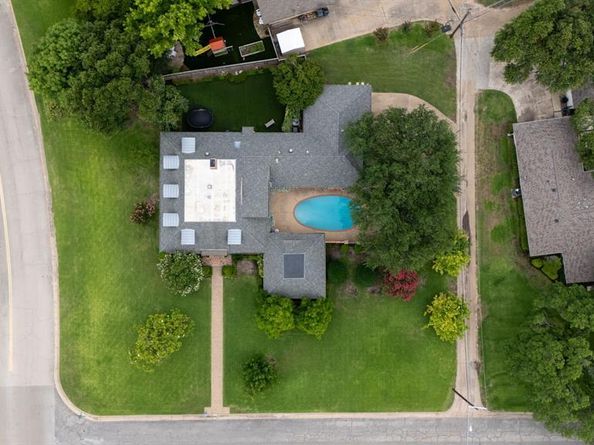 6710  Meadowcreek Drive , Dallas Texas 75254