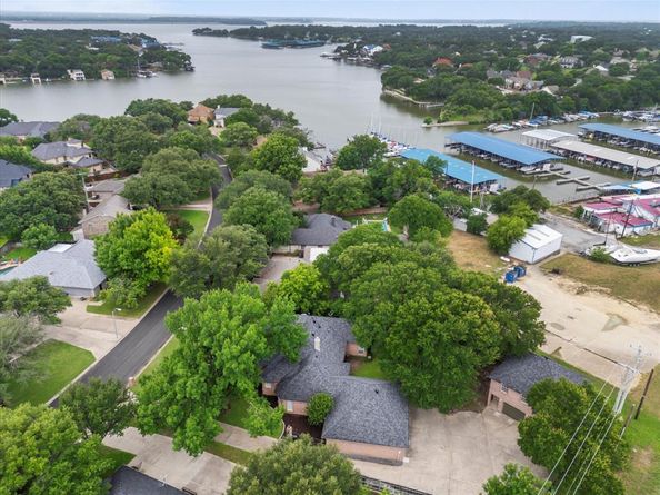 9120  Timber Oaks Drive , Fort Worth Texas 76179