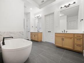 408  Double Eagle Court , Heath Texas 75032