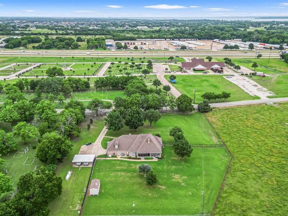 502  Long Creek Road , Sunnyvale Texas 75182