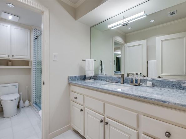 7975  Caruth Court , Dallas Texas 75225