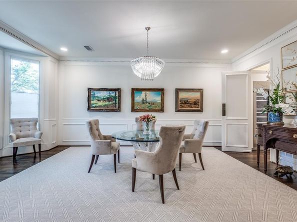 7975  Caruth Court , Dallas Texas 75225
