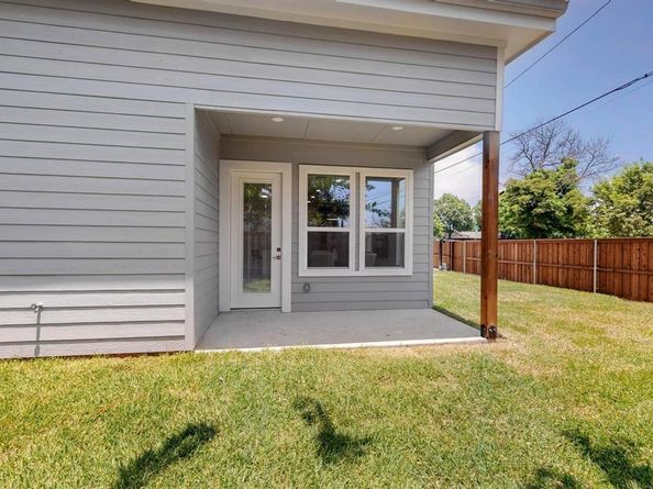 10916  Cade Road , Dallas Texas 75217