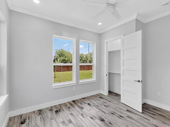 10916  Cade Road , Dallas Texas 75217
