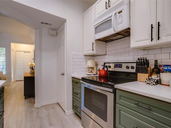 3105  San Jacinto Street  104, Dallas Texas 75204