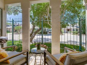 3105  San Jacinto Street  104, Dallas Texas 75204