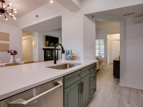 3105  San Jacinto Street  104, Dallas Texas 75204