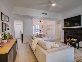 3105  San Jacinto Street  104, Dallas Texas 75204