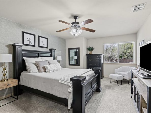 1675  Oak Ridge Drive , Corinth Texas 76210