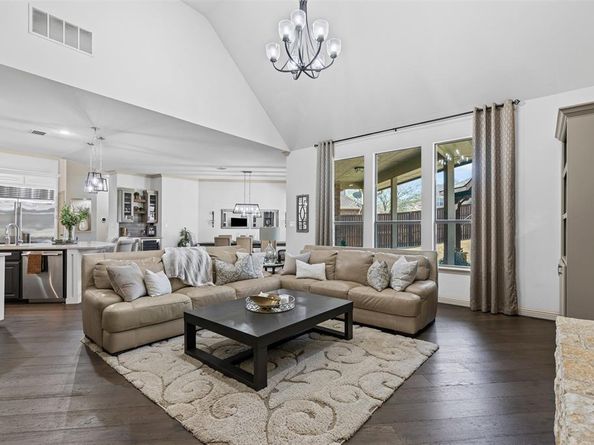 1675  Oak Ridge Drive , Corinth Texas 76210