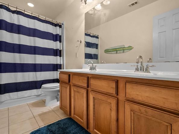 2585  Shoreview Drive , Grand Prairie Texas 75054