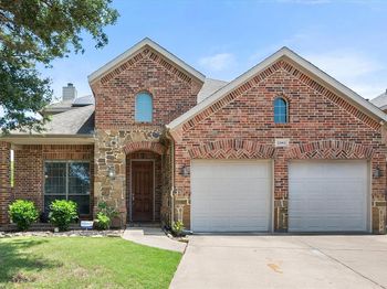 2585  Shoreview Drive 