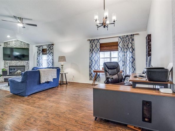 1321  Mill Wood Lane , Garland Texas 75040