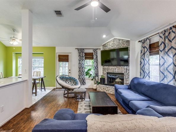 1321  Mill Wood Lane , Garland Texas 75040