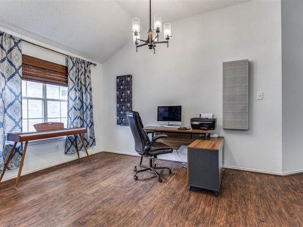 1321  Mill Wood Lane , Garland Texas 75040