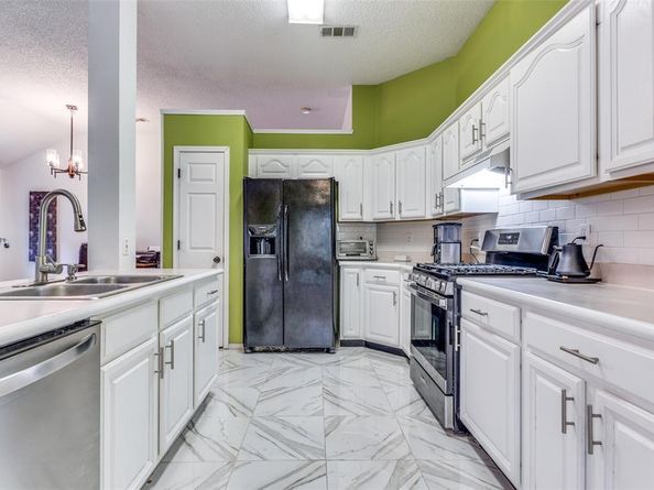 1321  Mill Wood Lane , Garland Texas 75040
