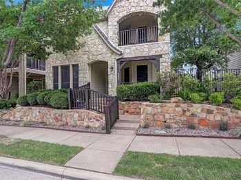 7904  Chickasaw Trail 