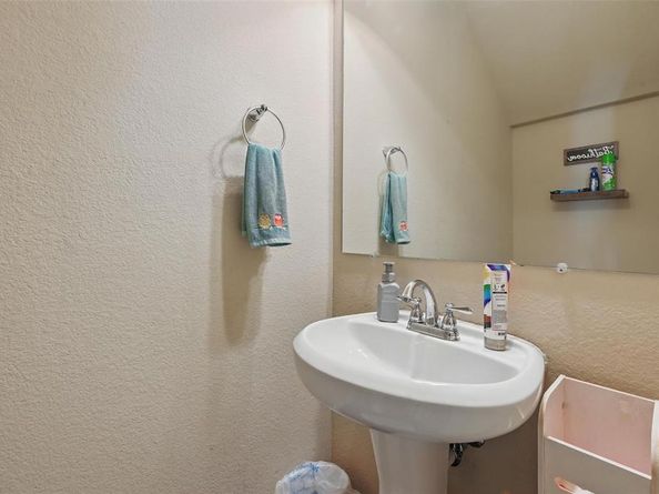 7530  Park Avenue , Forest Hill Texas 76140