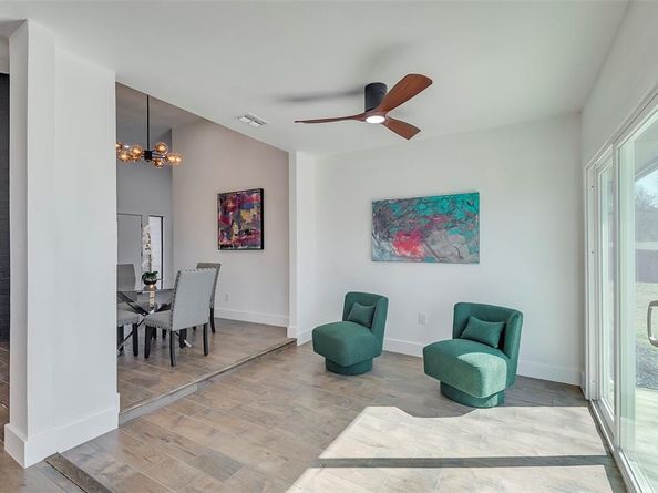 5607  Emrose Circle , Dallas Texas 75227