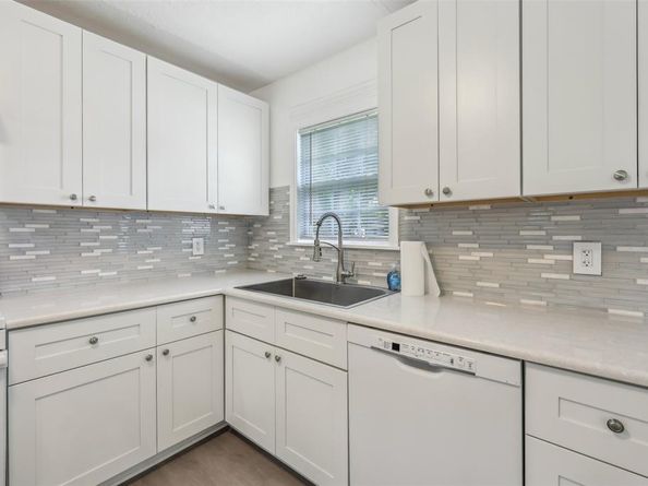 1320  Dale Drive , Garland Texas 75041