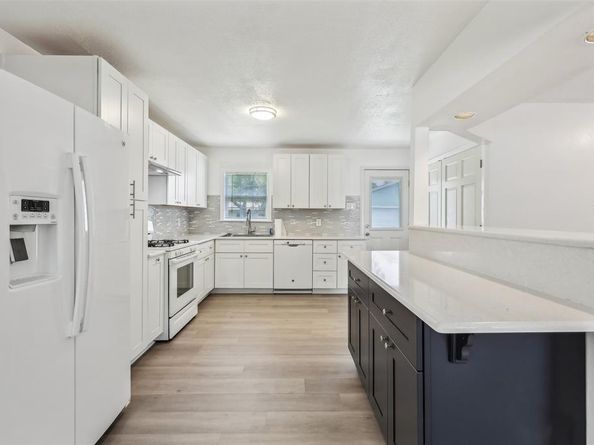 1320  Dale Drive , Garland Texas 75041