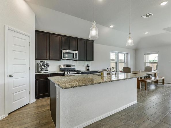 2624  Rambling Road , Celina Texas 75009