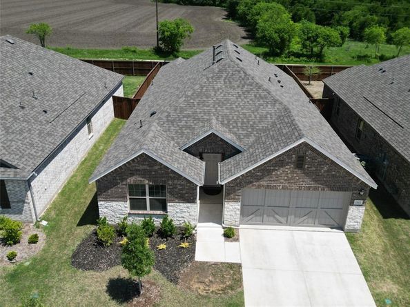 2624  Rambling Road , Celina Texas 75009