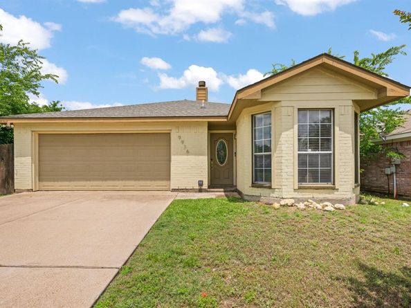 9936  Long Rifle Drive , Fort Worth Texas 76108