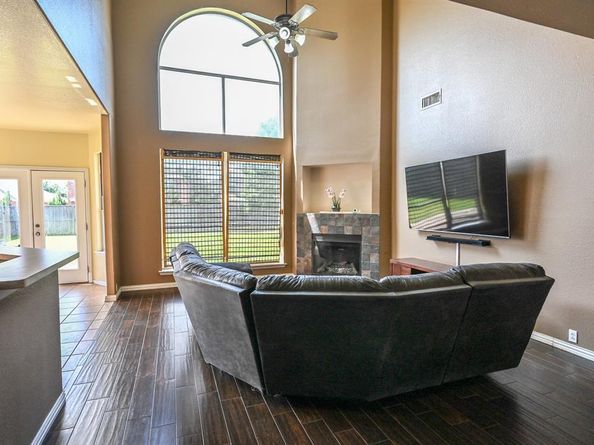 2811 S Serrano  , Grand Prairie Texas 75054