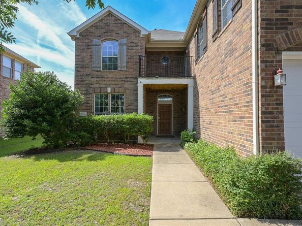 2811 S Serrano  , Grand Prairie Texas 75054