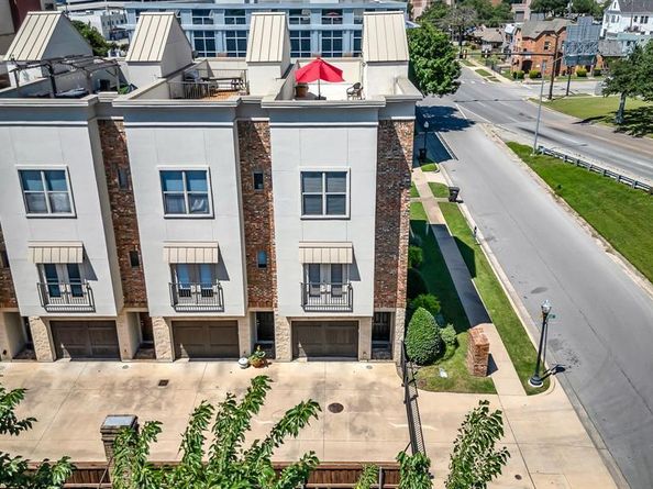 100  Alread Court , Fort Worth Texas 76102
