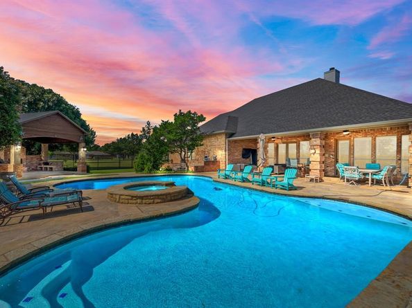 13600  Willow Springs Road , Haslet Texas 76052