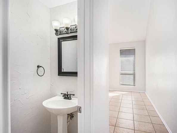 7601  Parkside Trail , Fort Worth Texas 76137