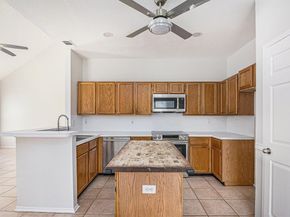 7601  Parkside Trail , Fort Worth Texas 76137