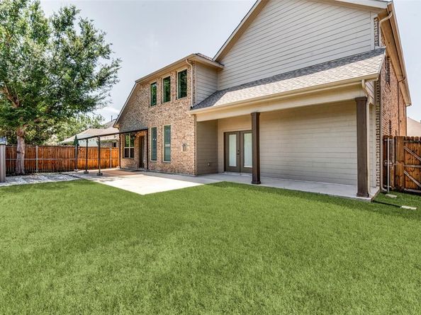 2404  Marshbrook Drive , McKinney Texas 75071