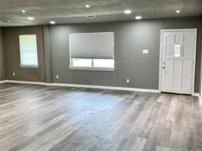 1614  Comanche Trail , Garland Texas 75043