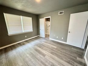 1614  Comanche Trail , Garland Texas 75043