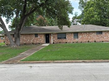 1614  Comanche Trail 