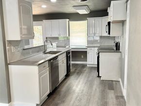 1614  Comanche Trail , Garland Texas 75043