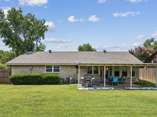 2007  Shenandoah Drive , Carrollton Texas 75007