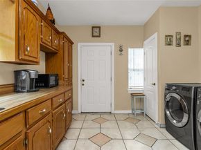 903  Cameron Avenue , Dallas Texas 75223
