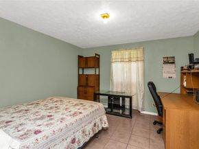 903  Cameron Avenue , Dallas Texas 75223