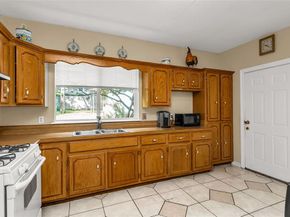 903  Cameron Avenue , Dallas Texas 75223