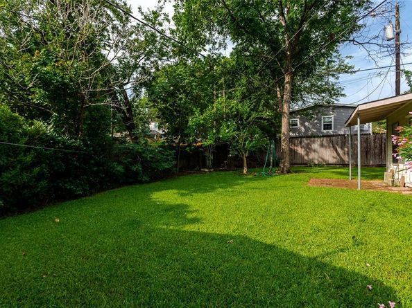 903  Cameron Avenue , Dallas Texas 75223
