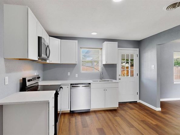 3137  EASTRIDGE Drive , Haltom City Texas 76117